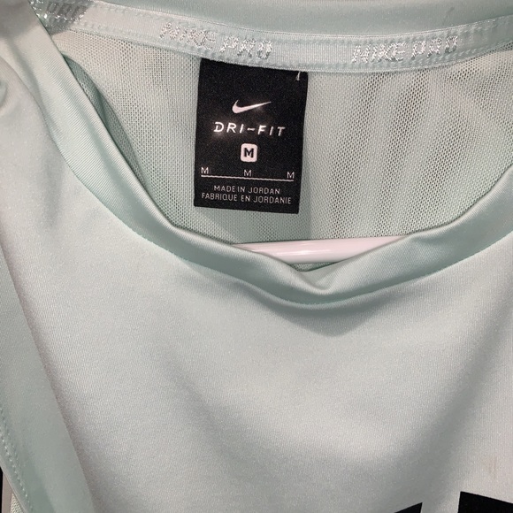 Nike Pro Tank Top - Picture 2 of 2